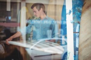 How Professional Window Tinting Services Can Improve Comfort and Privacy